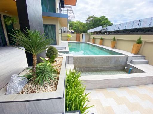 New Luxury Pool Villa for Sale in Pattaya