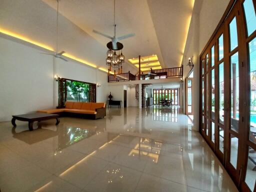 Private Pool Villa in Jomtien for Sale