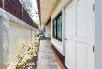 4 Bedroom Pool Villa Close to Town at Amazing Price (Completed)