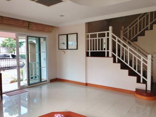 Large Garden House for Sale East Pattaya