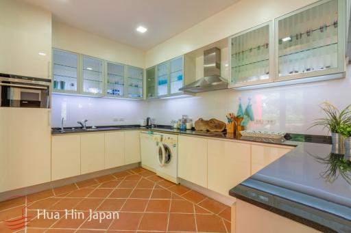 A Large 2 Bedroom apartment only 300 meter from Khao Takiab Beach.