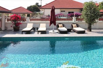 Nice 3 Bedroom Villa with a Large Private Pool  for sale in on Soi 6 Hua Hin
