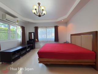Lake Facing Well Maintained 3 Bedroom Pool Villa on Soi 112