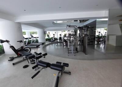 Spacious Condo for Sale in Na Jomtien