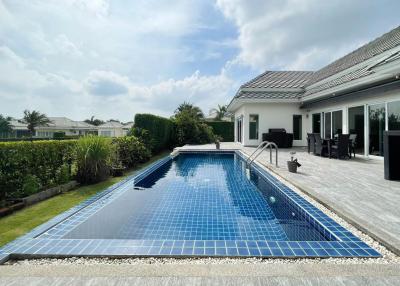 **Huge Price Reduction!** 3 Bedroom Luxury Pool Villa on Black Mountain Golf Course for Sale in Hua Hin