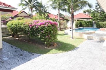 Nice 3 bedroom pool villa for sale on Soi 6 Hua Hin