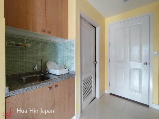 1 Bedroom Unit on 3rd Floor of Popular Tira Tiraa in the Heart of Hua Hin Town