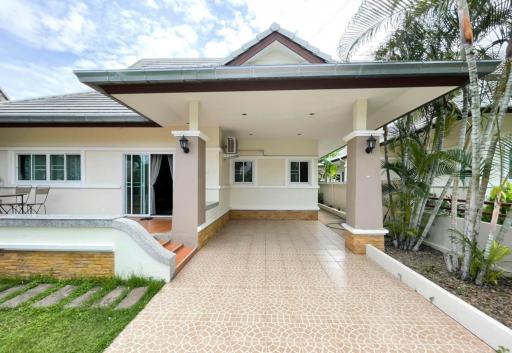 Huge Price Reduction!! Beautiful 3 Bedroom Villa in Popular Emerald Project off Soi 112 (completed, fully furnished)