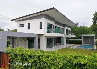 Contemporary Design House with Beautiful Mountain View Only 5 min from Downtown