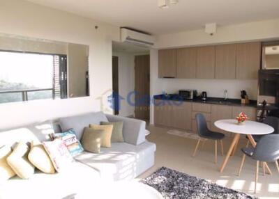 2 Bedrooms Condo in Unixx South Pattaya South Pattaya C005954