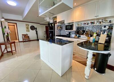 3 Bedrooms Condo in Grand View Condo Na Jomtien C010611