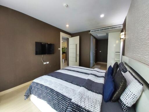 Condominium Apus Central Pattaya for Sale