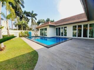 4 Beds House with Private Pool for Sale