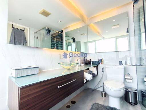 2 Bedrooms Condo in Grande Caribbean Condo Resort Jomtien C010626