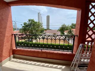 Seven Seas Jomtien Condo City View for Sale