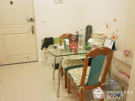 1-BR Condo at Q House Sathorn near BTS Krung Thon Buri