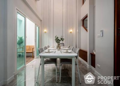 3-BR Townhouse at The Moon House near MRT Huai Khwang