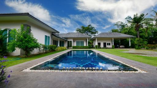 4 Bed House For Sale In Huay Yai - Not In A Village