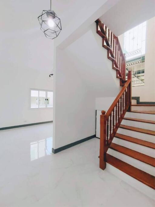 180 Sqm., 3 Beds, 3 Baths House listed for ฿ 3,490,000.