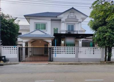 180 Sqm., 3 Beds, 3 Baths House listed for ฿ 3,490,000.