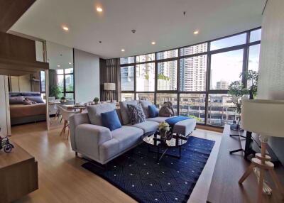 2 bed Condo in Lumpini Suite Phetchaburi-Makkasan Makkasan Sub District C020323