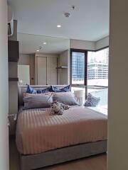 2 bed Condo in Lumpini Suite Phetchaburi-Makkasan Makkasan Sub District C020323