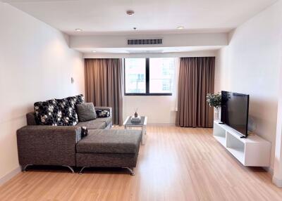 1 bed Condo in Regent Royal Place 2 Lumphini Sub District C020316