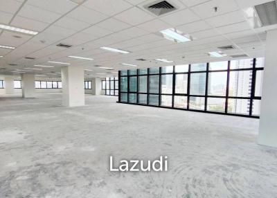 Office for rent at Silom Complex