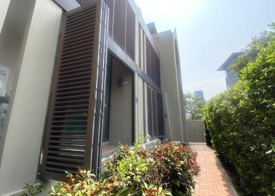 Duplex Pool-Access Sukhumvit 26