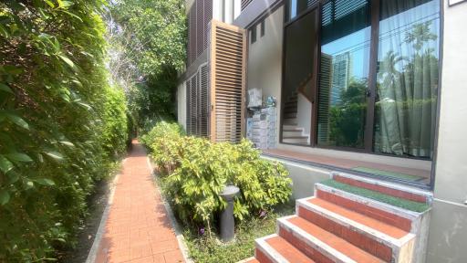 Duplex Pool-Access Sukhumvit 26