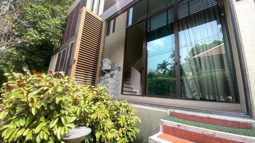 Duplex Pool-Access Sukhumvit 26