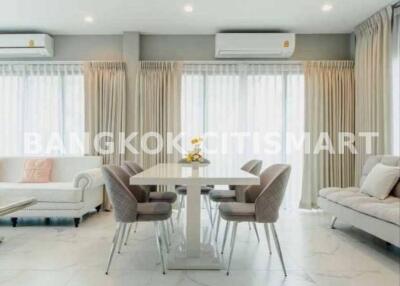 House at Bangkok Boulevard Signature Prachachuen for sale