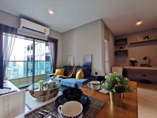 2 bed Condo in Lumpini Suite Phetchaburi-Makkasan Makkasan Sub District C020325