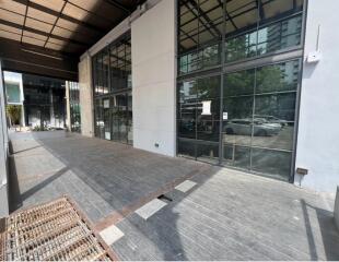 For Rent Bangkok Retail Sukhumvit BTS Phrom Phong Watthana