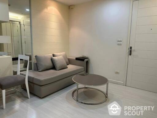 1-BR Condo at The Bangkok Sathorn-Taksin near BTS Krung Thon Buri