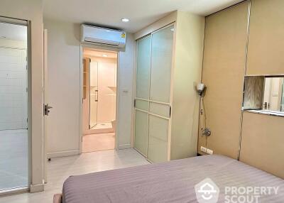 1-BR Condo at The Bangkok Sathorn-Taksin near BTS Krung Thon Buri