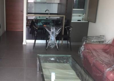 1-BR Condo at The River Condominium near BTS Saphan Taksin