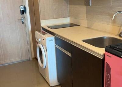 1-BR Condo at Q Chid Lom - Phetchaburi near ARL Ratchaprarop