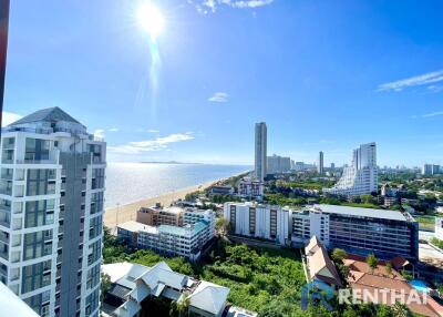 คอนโดแอราส บีชฟอนต์ จอมเทียน ติดหาดจอมเทียน เดินลงทะเลได้ วิวทะเลสวยๆ