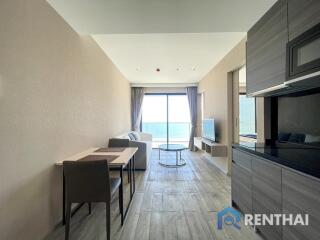 Aeras beach front jomtien 1 bedroom 45 sq.m. direct sea view