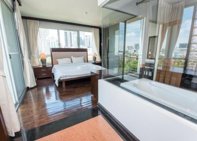 4 Bedrooms 4 Bathrooms Size 230sqm Baan Thirapa for Rent 85,000THB