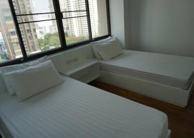 For RENT : Acadamia Grand Tower / 2 Bedroom / 2 Bathrooms / 120 sqm / 55000 THB [R12001]