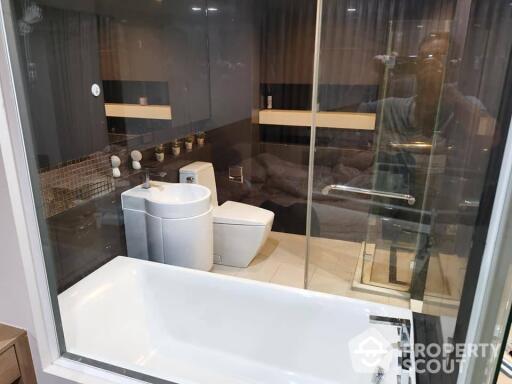 2-BR Condo at Rhythm Sathorn near BTS Saphan Taksin (ID 435873)