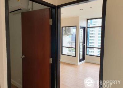 2-BR Condo at Phayathai Place near BTS Phaya Thai