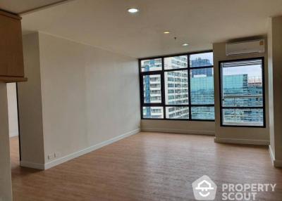 2-BR Condo at Phayathai Place near BTS Phaya Thai