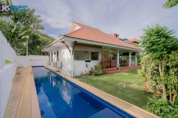 Luxury 3-Bedroom Pool Villa in Hua Hin at The Heights1