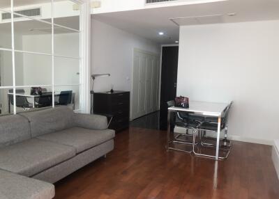 For RENT : Siri Residence / 1 Bedroom / 1 Bathrooms / 60 sqm / 35000 THB [R12012]