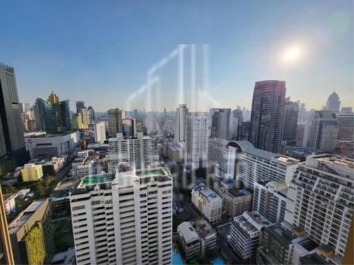 For Rent 2 Bed 2 Bath Condo Noble BE19 close to BTS Nana & Asoke