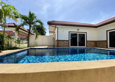 Private Pool 2 Bedrooms House for Sale