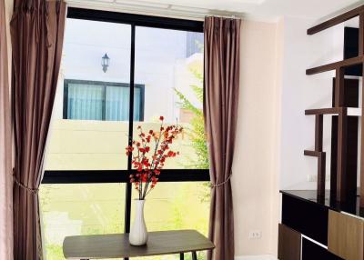 3 Bedrooms Villa / Single House in Villa Asiatic East Pattaya H011163